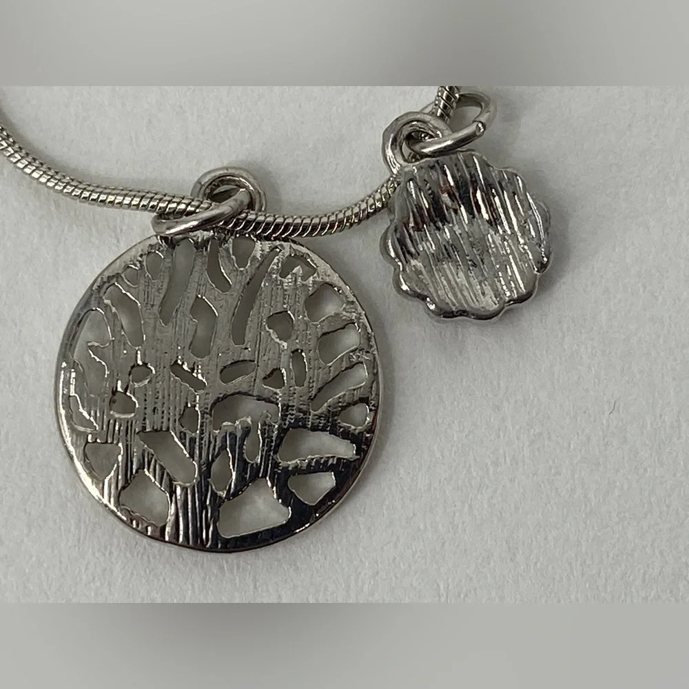 Graziano Silver tone Tree of Life + Rhinestone flower Pendants Necklace‎ 16-19”